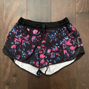 Lululemon hotty hot shorts